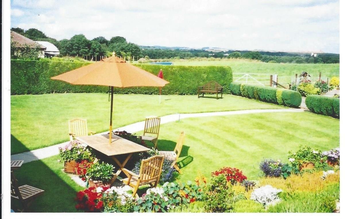 Ashcroft Farmhouse East Calder Esterno foto